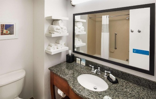 Hampton Inn By Hilton And Suites Little Rock/Downtown image 14