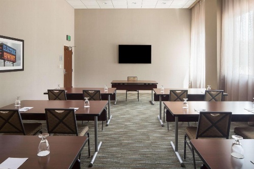 Hampton Inn By Hilton And Suites Little Rock/Downtown image 5
